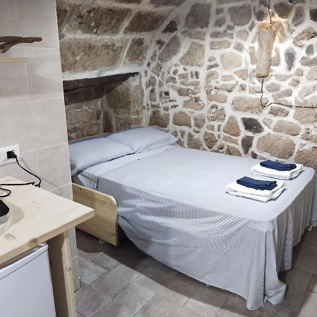 Palauet Cosy Old Town Apartment In Alghero For 1 Person Extérieur photo