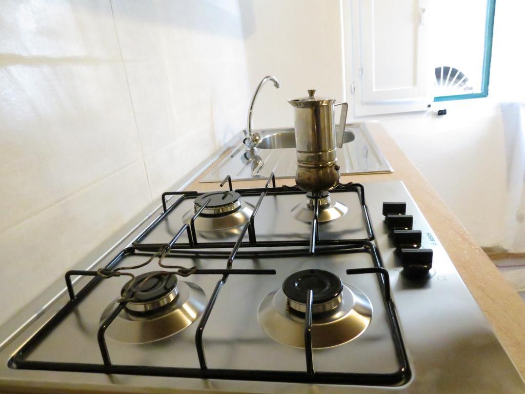 Palauet Cosy Old Town Apartment In Alghero For 1 Person Extérieur photo